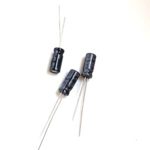 100UF-16V 0511<span style="color: gray;  font-family: Arial; font-weight: 200;font-size: 14px;"> 5206 </span>
