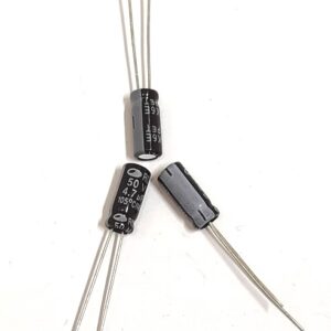 4.7UF-50V 0511-SAMWHA<span style="color: gray;  font-family: Arial; font-weight: 200;font-size: 14px;"> C552 </span>
